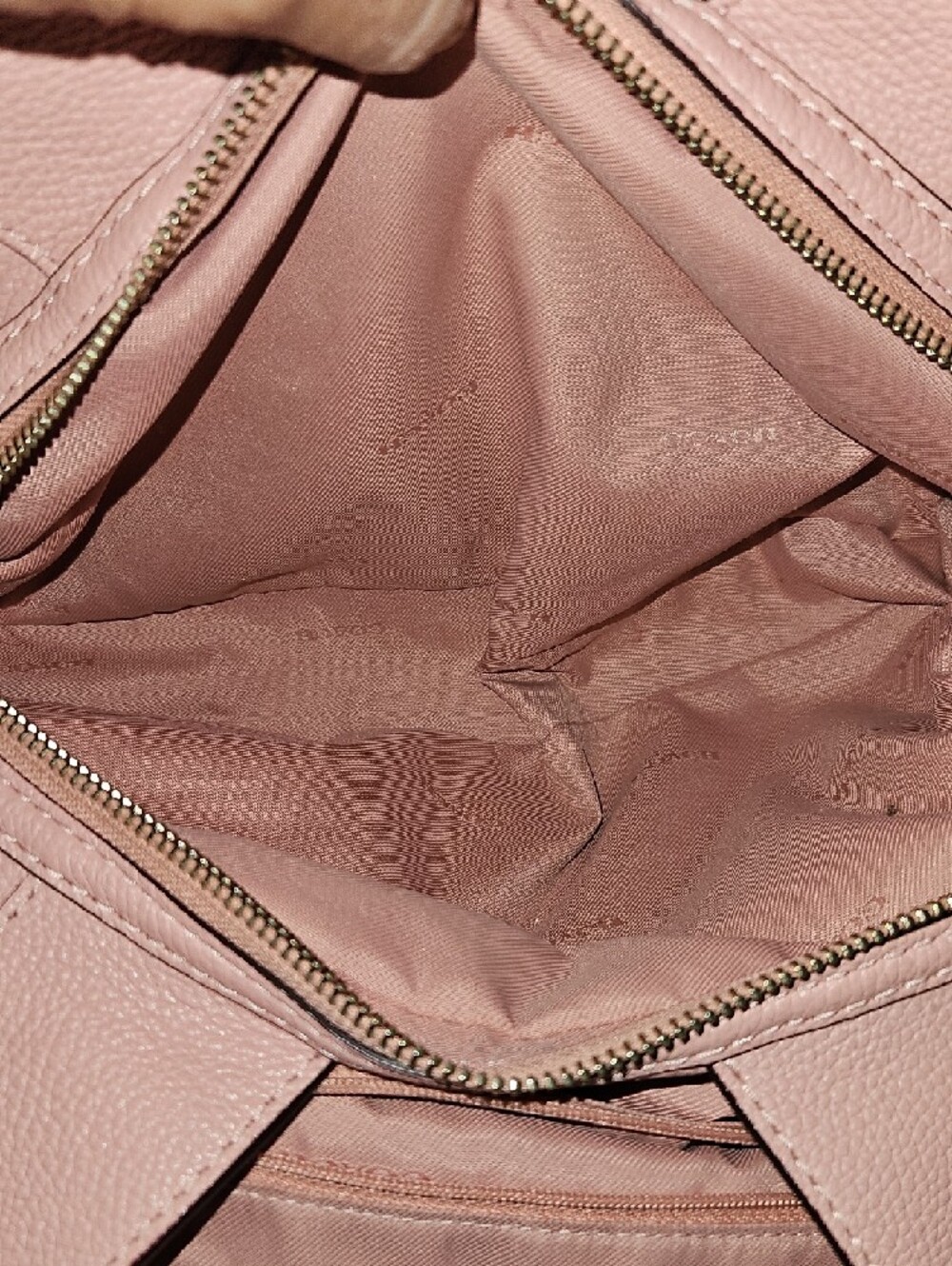 Coach EUC Lexi Pink Pebbled Leather Shoulder Bag with Chain Straps - Picture 11 of 12